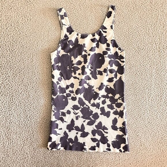 Babaton Tank Top Cow Print Sleeveless White Purple Aritzia - Picture 10 of 16